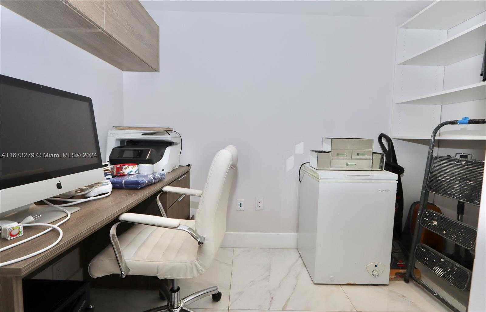 Small Image of 3000 Island Blvd, Aventura, FL 33160, USA Number 31