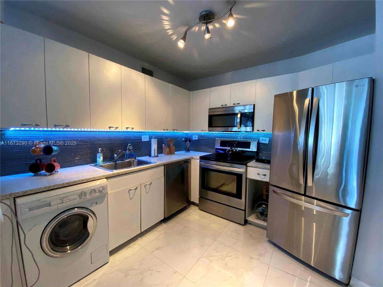 Small Image of 1500 BAY RD #956S, Miami Beach Number 11