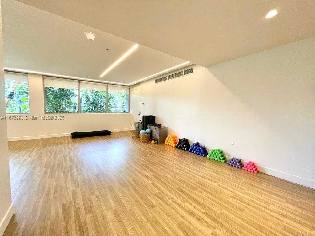 Small Image of 1500 BAY RD #956S, Miami Beach Number 21