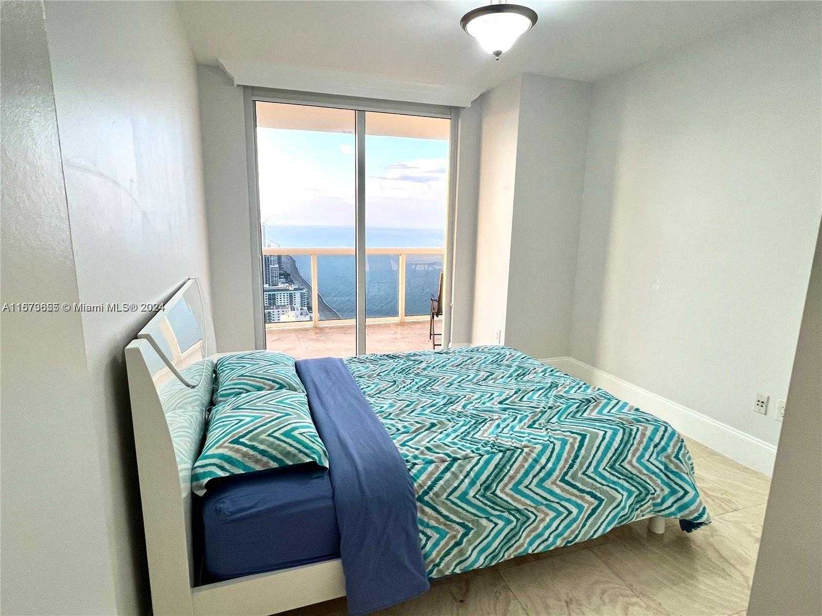 Small Image of 1830 SOUTH OCEAN DR #4611, Hallandale Beach Number 11