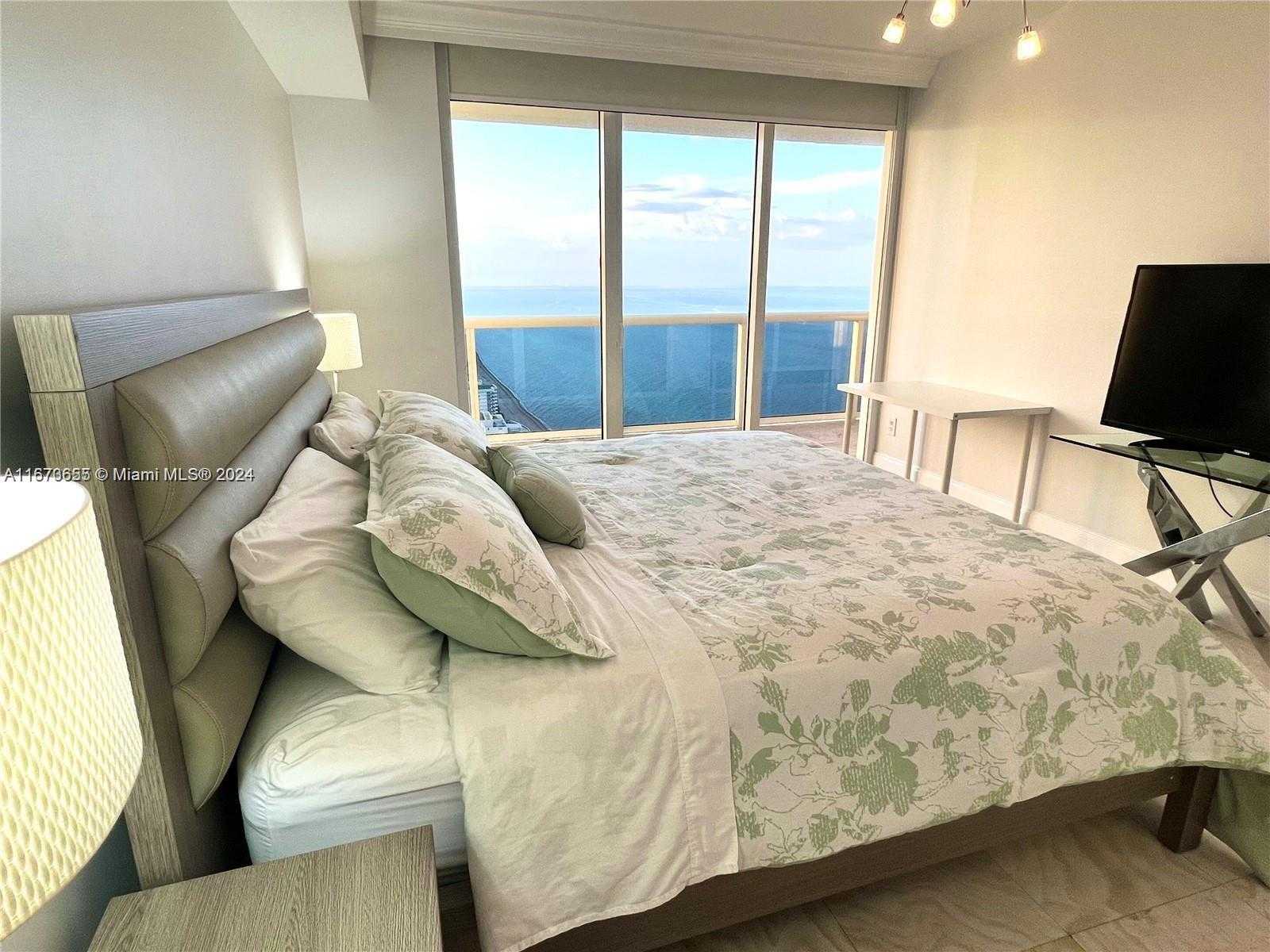 Small Image of 1830 SOUTH OCEAN DR #4611, Hallandale Beach Number 8