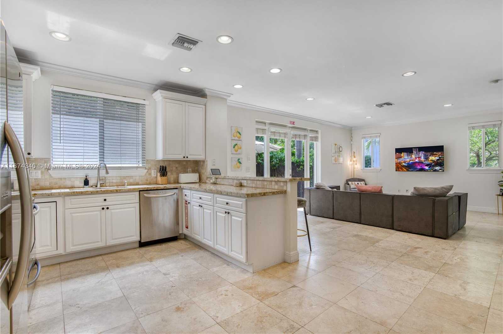 Small Image of 1705 NORTH EAST 11TH ST #1705, Fort Lauderdale Number 16