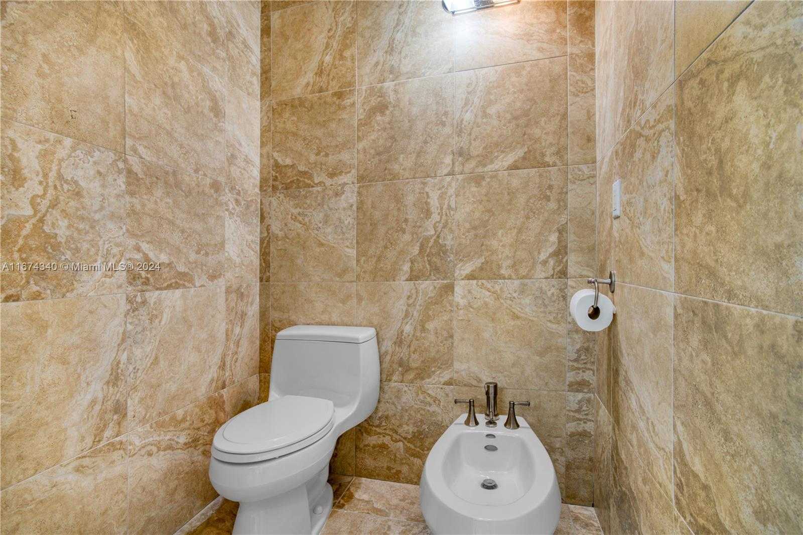 Small Image of 1705 NORTH EAST 11TH ST #1705, Fort Lauderdale Number 25