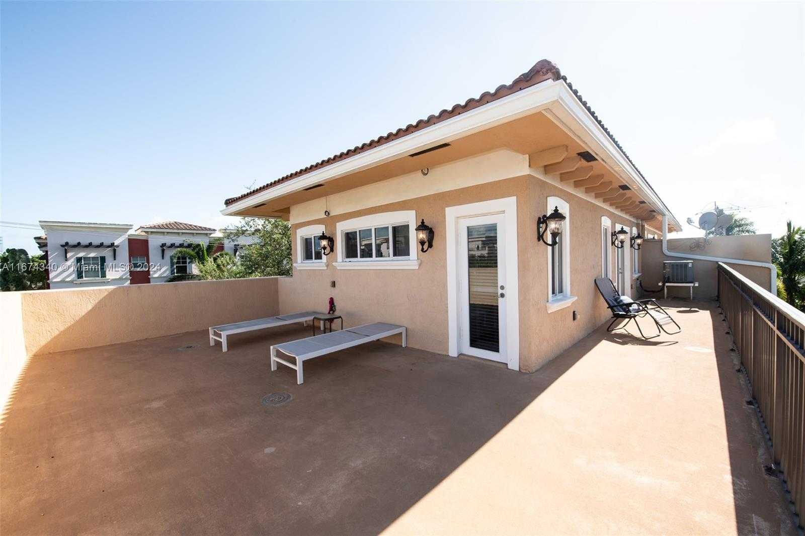 Small Image of 1705 NORTH EAST 11TH ST #1705, Fort Lauderdale Number 31