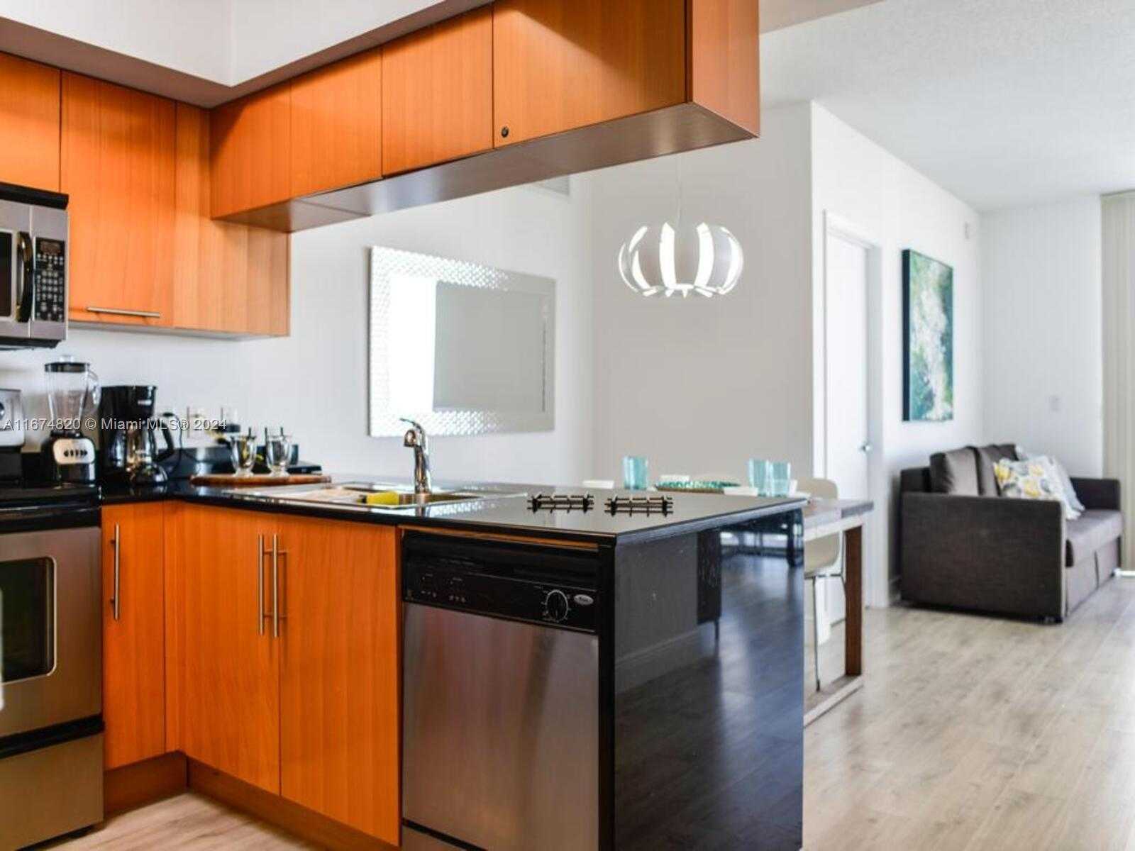 Small Image of 1750 NORTH BAYSHORE DR #4814, Miami Number 10