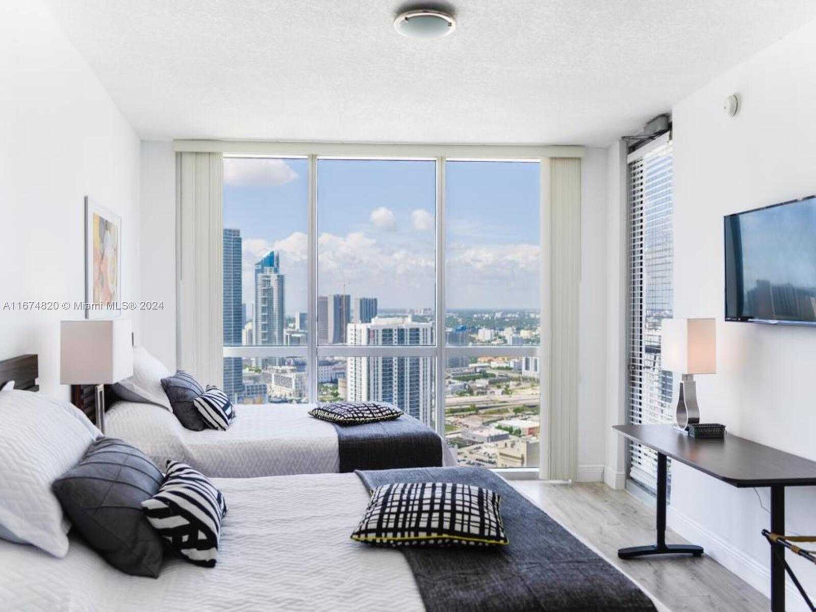 Small Image of 1750 NORTH BAYSHORE DR #4814, Miami Number 12