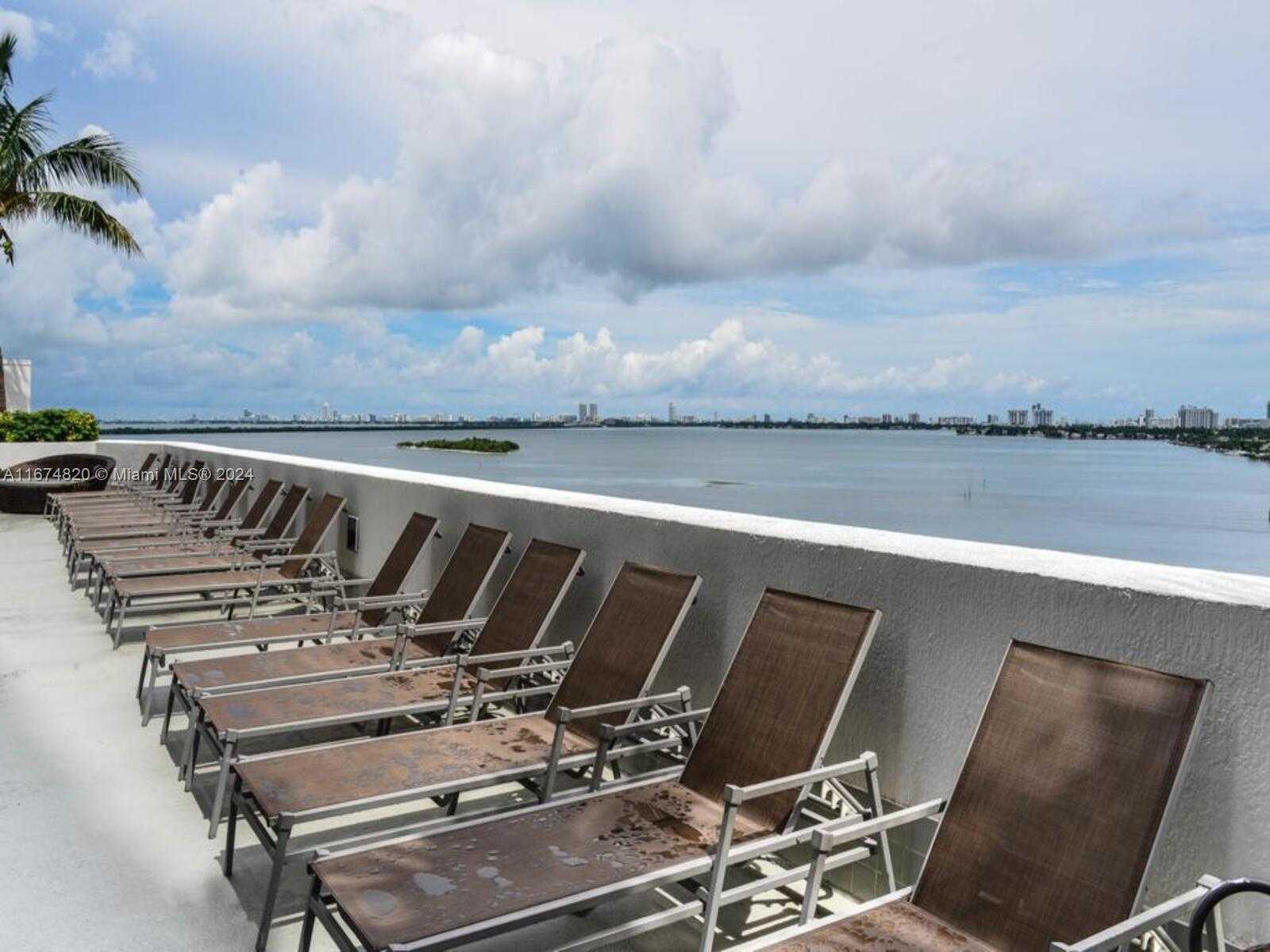 Small Image of 1750 NORTH BAYSHORE DR #4814, Miami Number 23