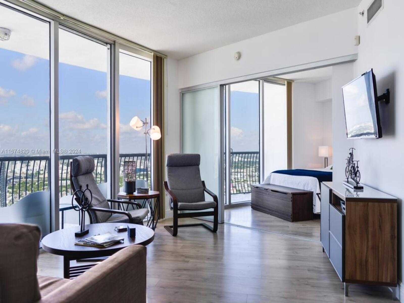 Small Image of 1750 NORTH BAYSHORE DR #4814, Miami Number 25