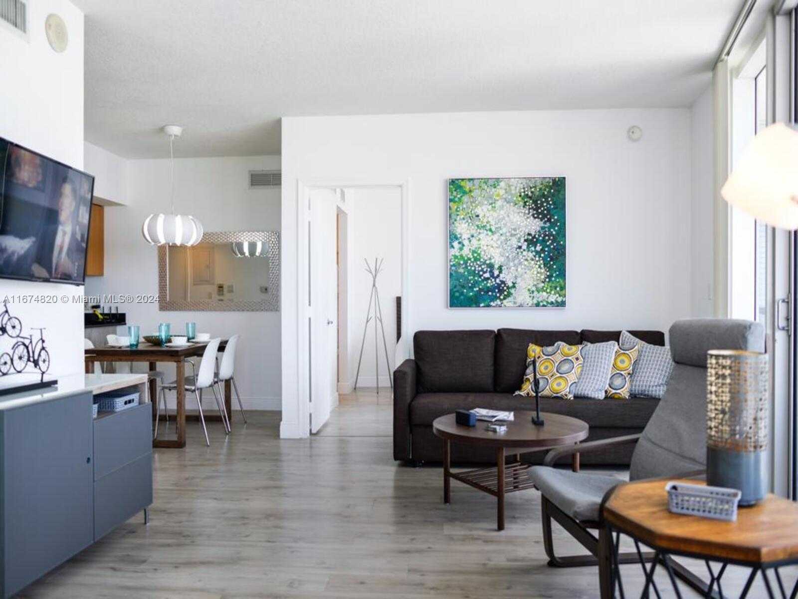 Small Image of 1750 NORTH BAYSHORE DR #4814, Miami Number 3