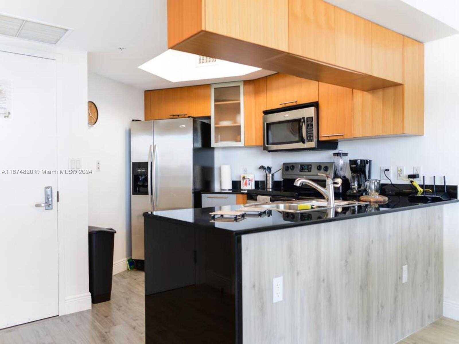 Small Image of 1750 NORTH BAYSHORE DR #4814, Miami Number 8
