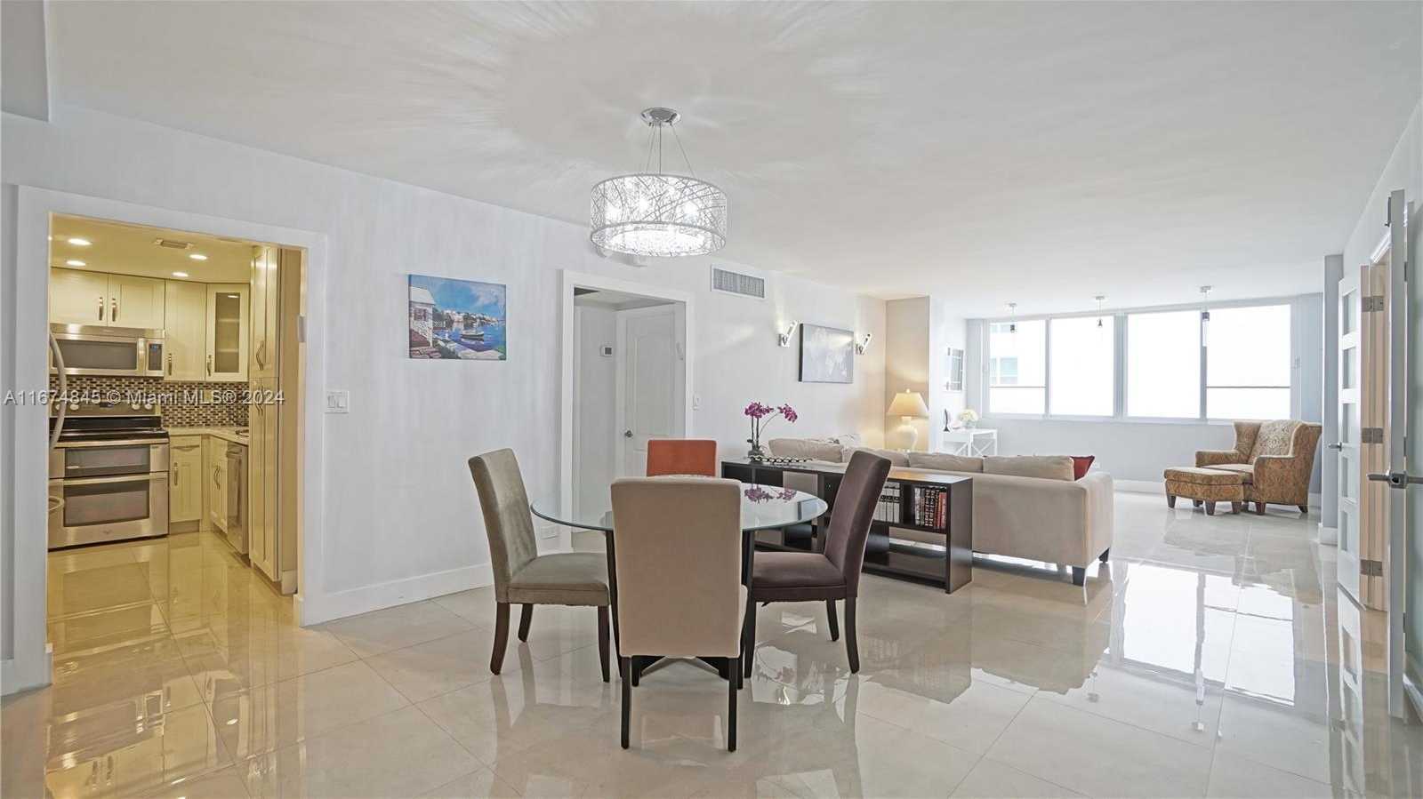 Small Image of 5005 COLLINS AVE #922, Miami Beach Number 6