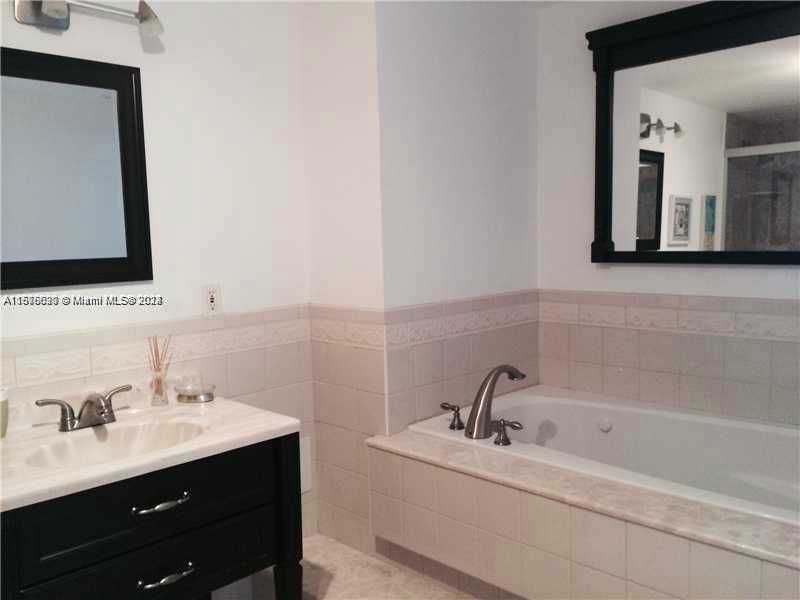 Small Image of 19380 COLLINS AVE #1624, Sunny Isles Beach Number 16