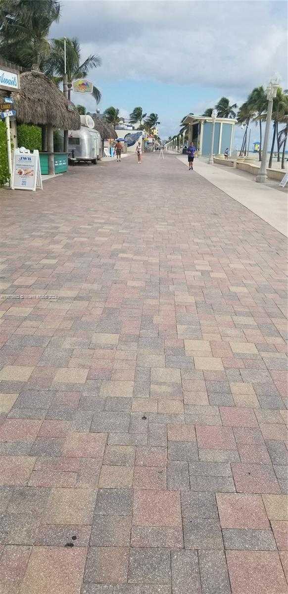 Small Image of 1980 SOUTH OCEAN DR #2A, Hallandale Beach Number 58