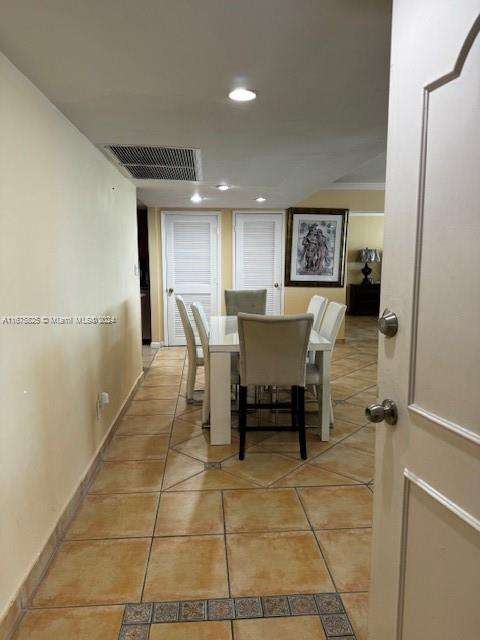 Small Image of 5401 COLLINS AVE #434, Miami Beach Number 14