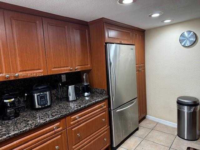 Small Image of 5401 COLLINS AVE #434, Miami Beach Number 28