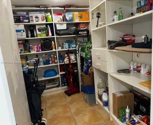 Small Image of 5401 COLLINS AVE #434, Miami Beach Number 29