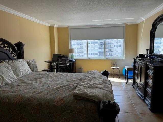 Small Image of 5401 COLLINS AVE #434, Miami Beach Number 39