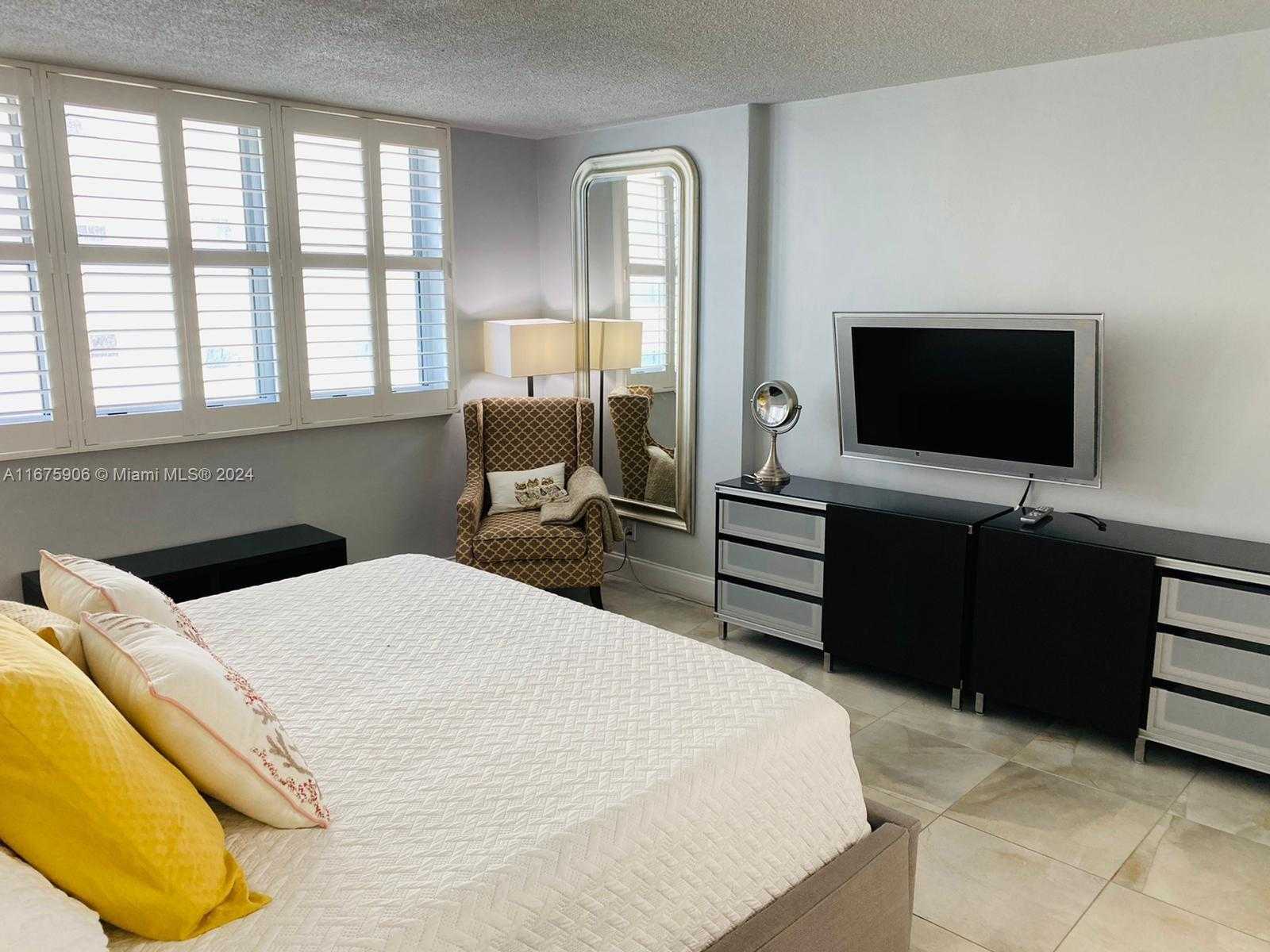 Small Image of 9225 COLLINS AVE #606, Surfside Number 17