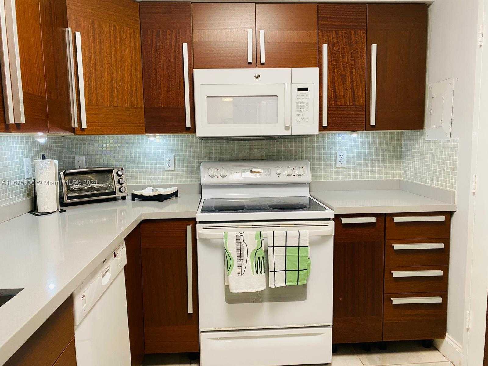 Small Image of 9225 COLLINS AVE #606, Surfside Number 9