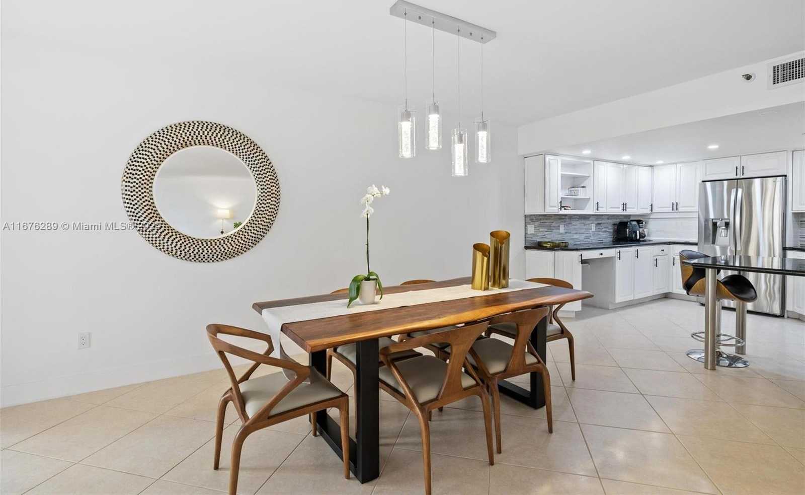 Small Image of 10175 COLLINS AVE #103, Bal Harbour Number 10