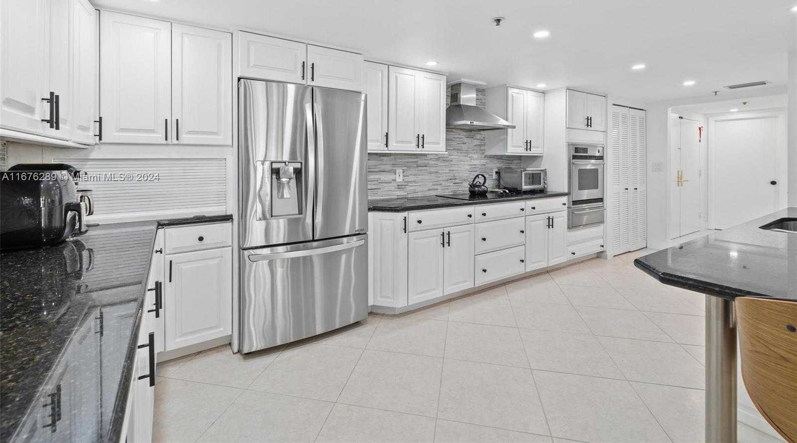 Small Image of 10175 COLLINS AVE #103, Bal Harbour Number 14