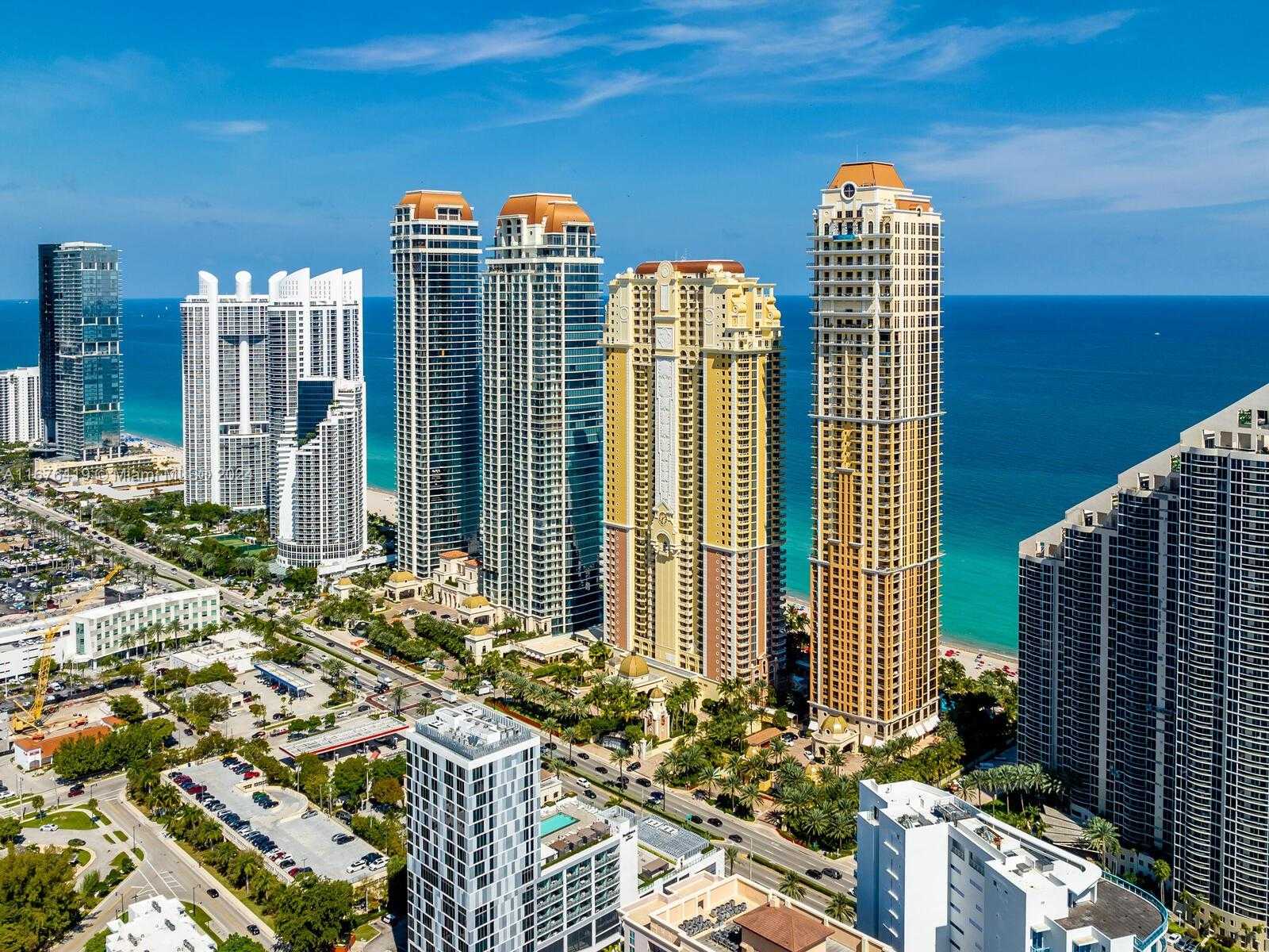 Small Image of 17555 COLLINS AVE #1704, Sunny Isles Beach Number 4