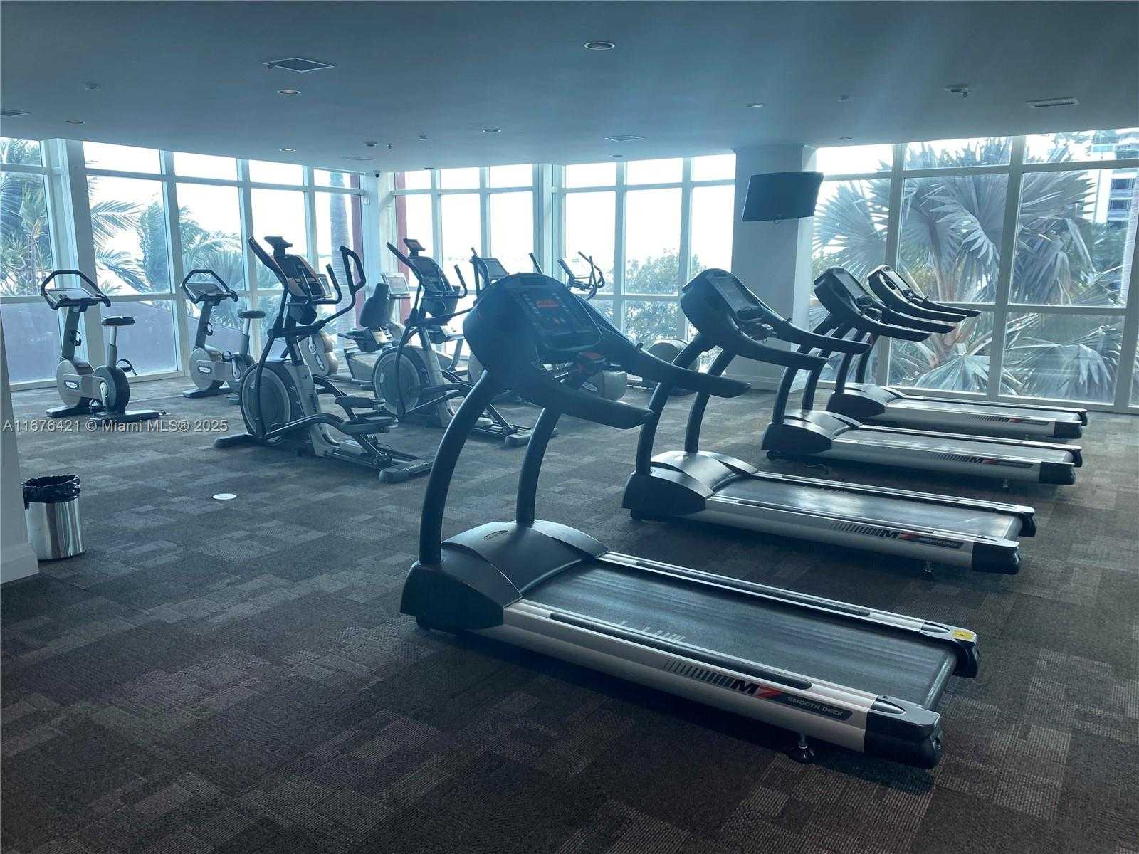 Small Image of 1155 BRICKELL BAY DR #3303, Miami Number 14