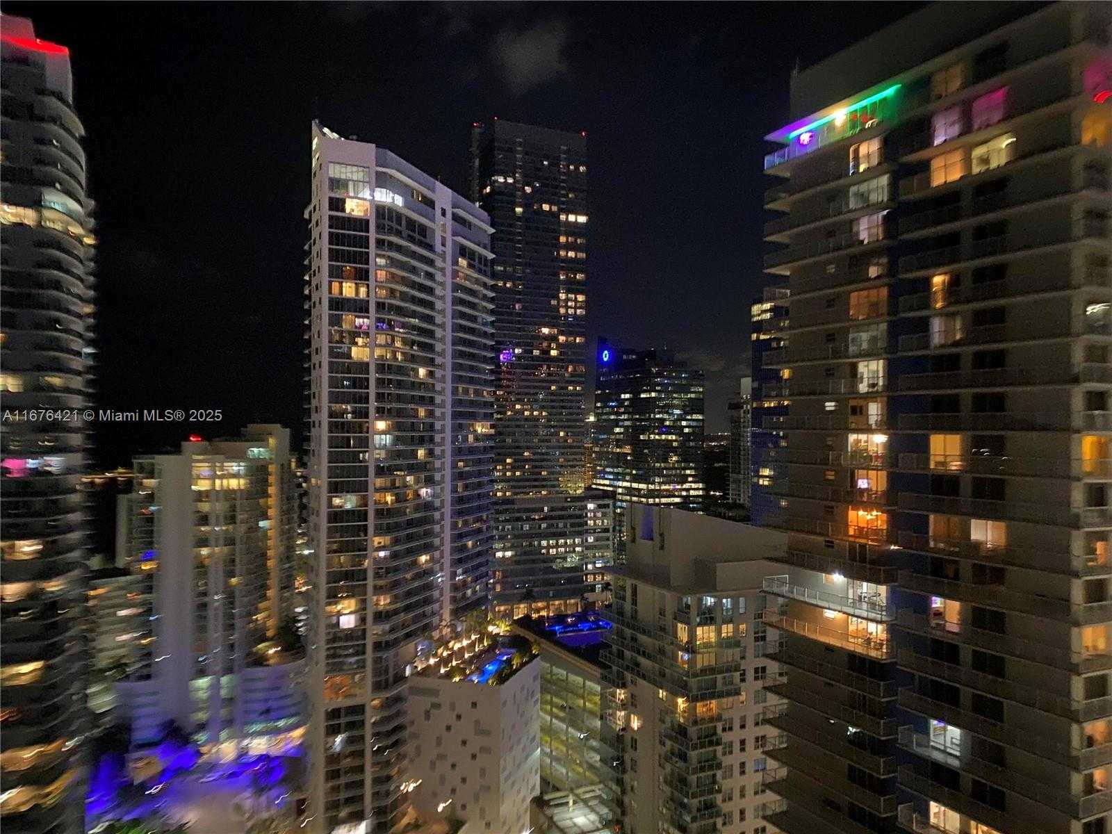 Small Image of 1155 BRICKELL BAY DR #3303, Miami Number 19