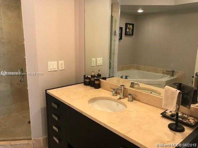 Small Image of 18201 COLLINS AVE #1908, Sunny Isles Beach Number 22