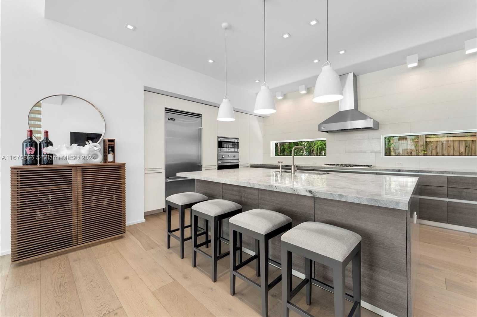 Small Image of 335 WEST 46TH ST, Miami Beach Number 28