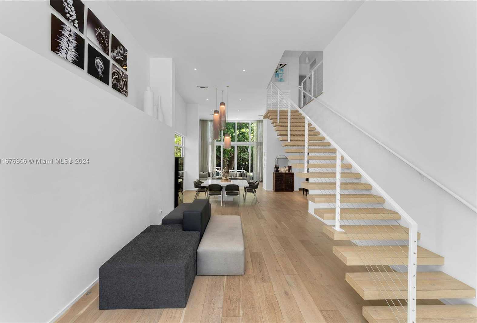 Small Image of 335 WEST 46TH ST, Miami Beach Number 36