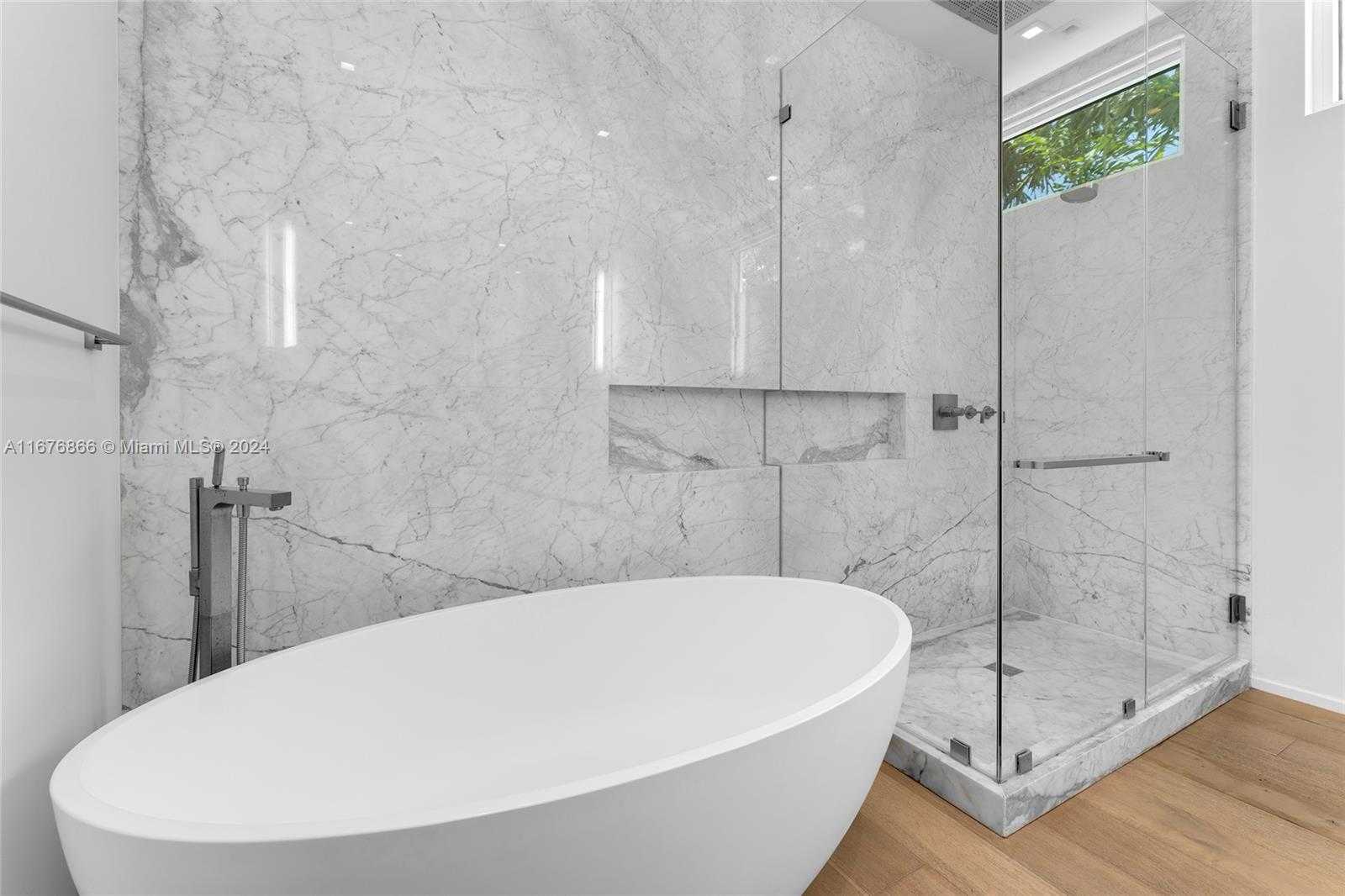 Small Image of 335 WEST 46TH ST, Miami Beach Number 6