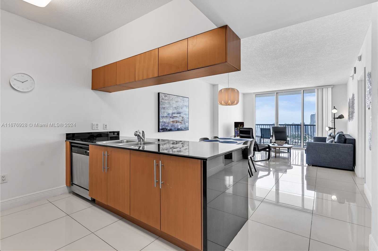 Small Image of 1750 NORTH BAYSHORE DR #5310, Miami Number 10
