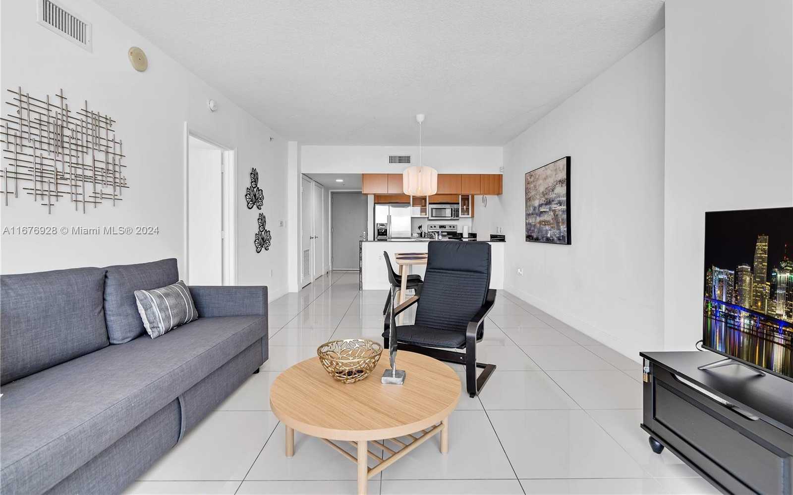 Small Image of 1750 NORTH BAYSHORE DR #5310, Miami Number 18
