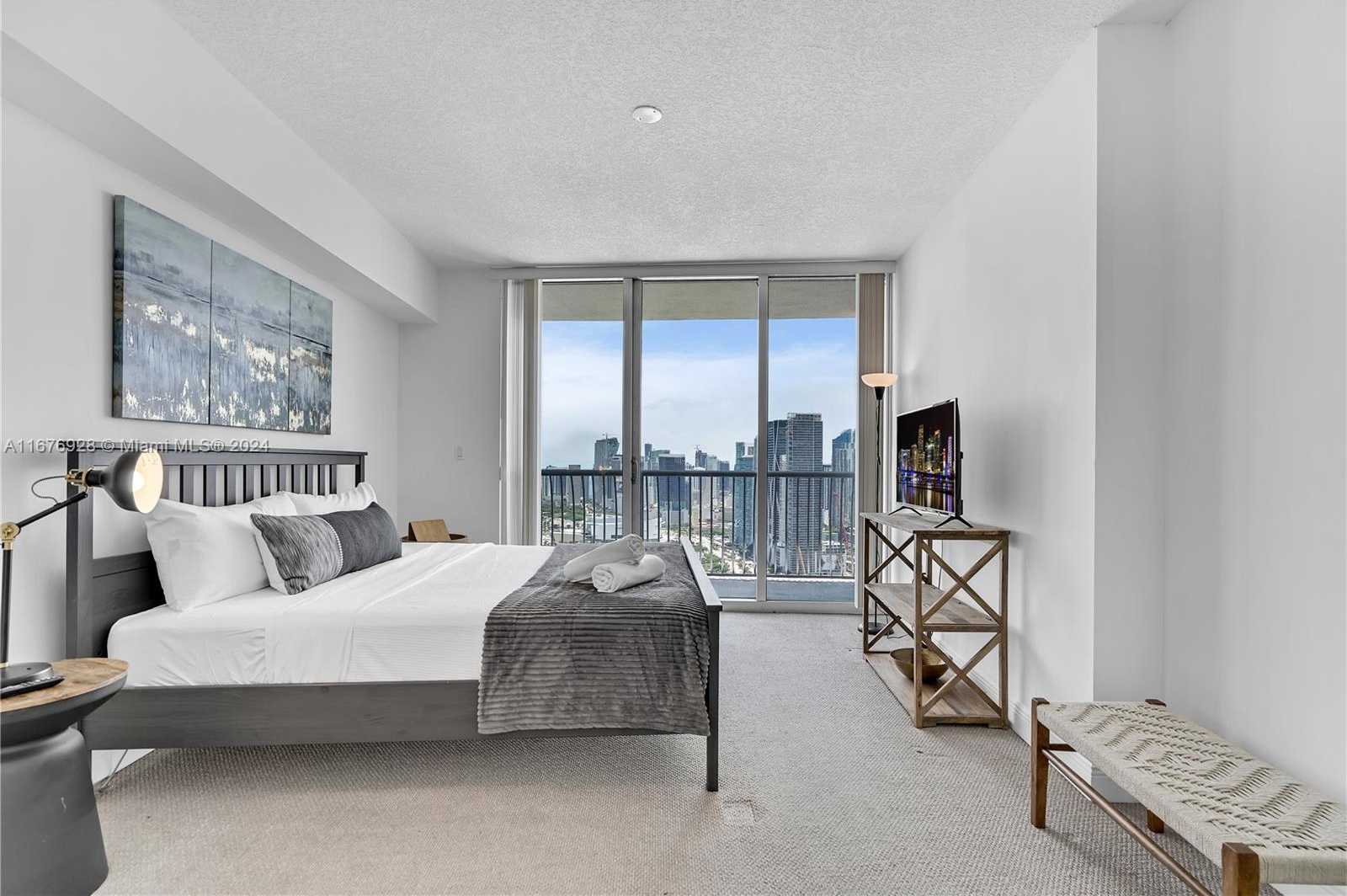 Small Image of 1750 NORTH BAYSHORE DR #5310, Miami Number 20