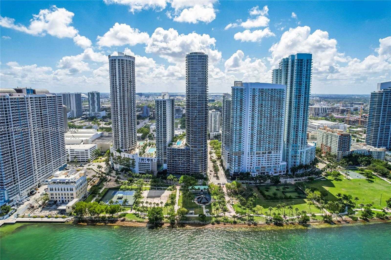Small Image of 1750 NORTH BAYSHORE DR #5310, Miami Number 31