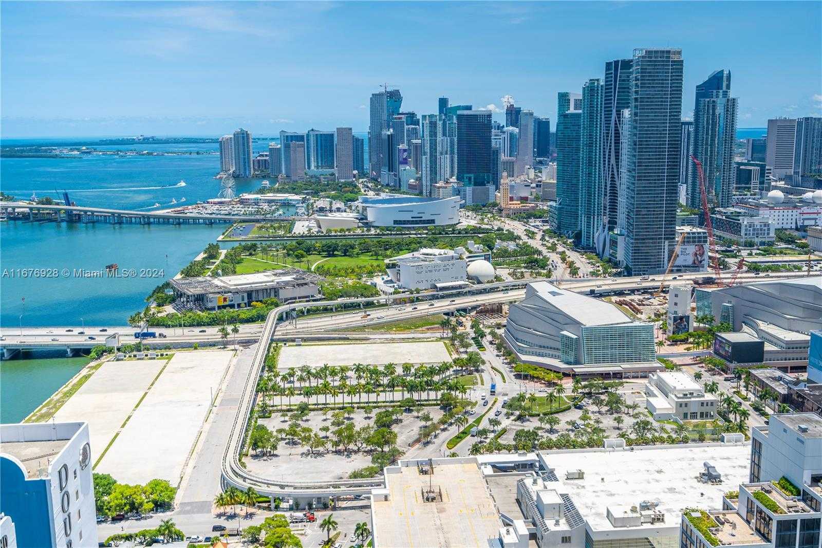Small Image of 1750 NORTH BAYSHORE DR #5310, Miami Number 6