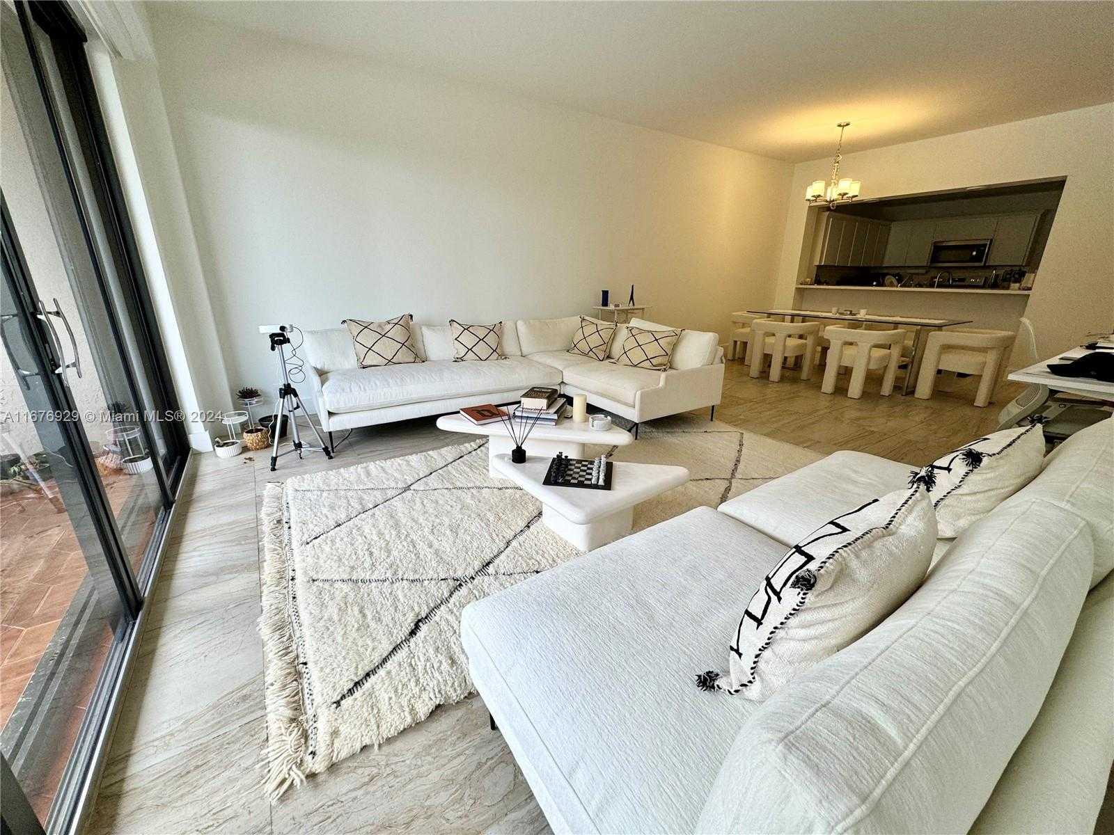 Small Image of 201 CRANDON BLVD #324, Key Biscayne Number 11