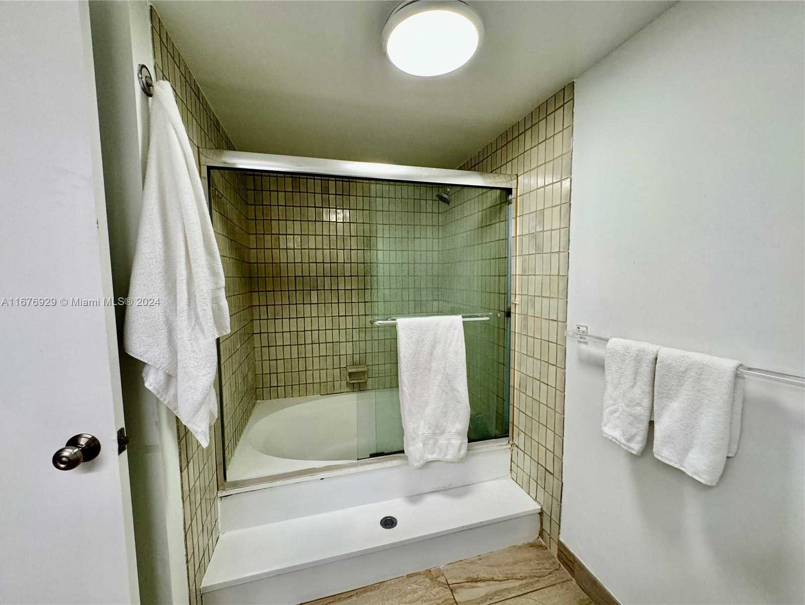 Small Image of 201 CRANDON BLVD #324, Key Biscayne Number 20