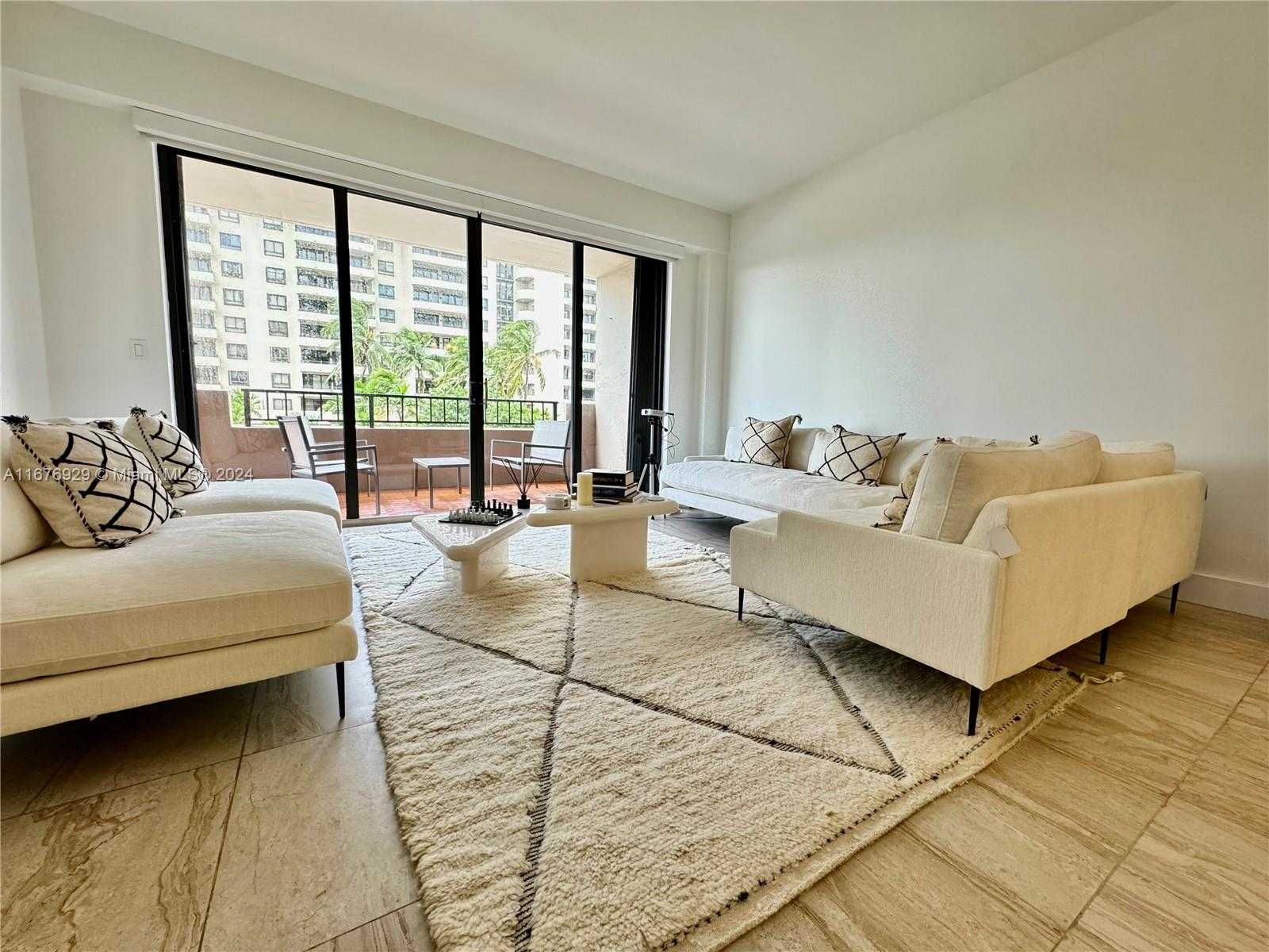 Small Image of 201 CRANDON BLVD #324, Key Biscayne Number 30