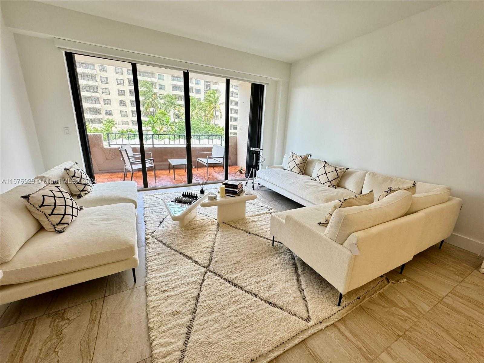 Small Image of 201 CRANDON BLVD #324, Key Biscayne Number 4