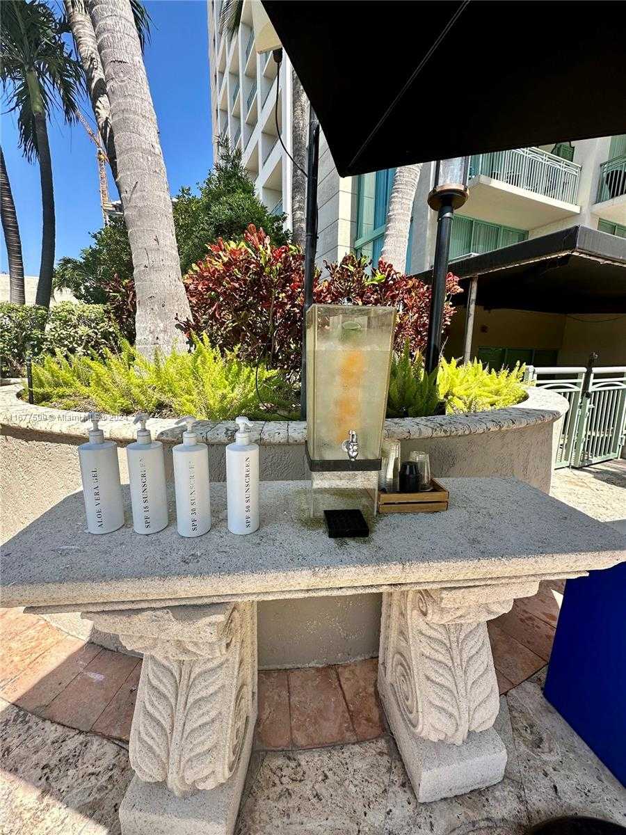 Small Image of 3350 SOUTH WEST 27 AVE #1003, Coconut Grove Number 28