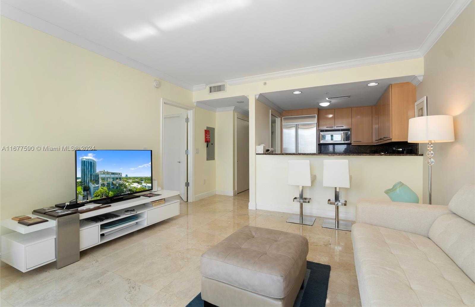Small Image of 3350 SOUTH WEST 27 AVE #1003, Coconut Grove Number 4