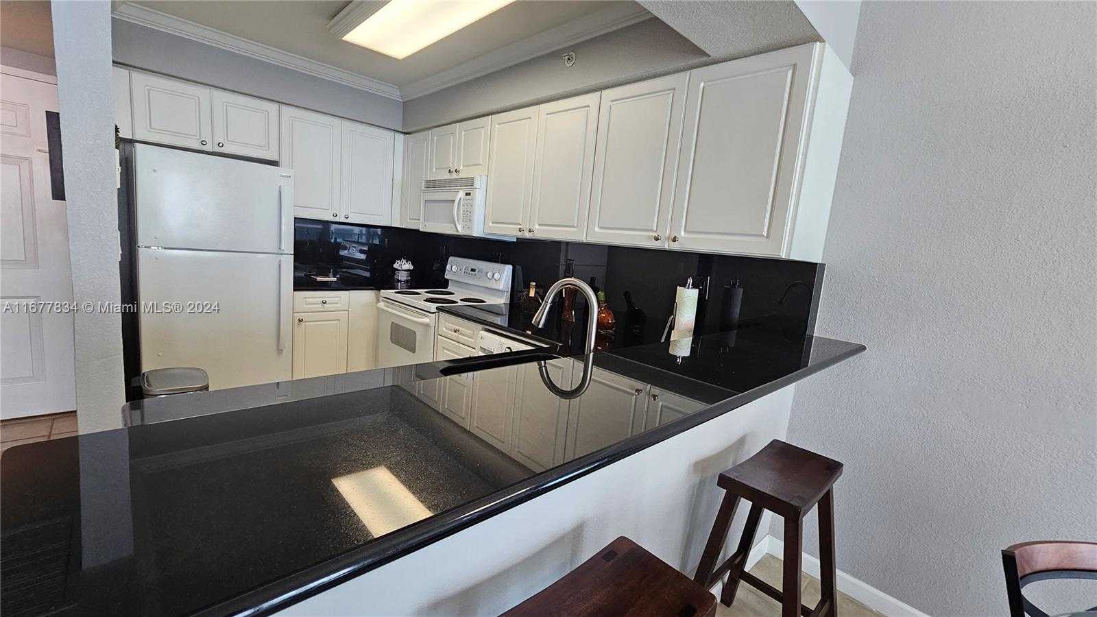 Small Image of 2501 SOUTH OCEAN DR #604, Hollywood Number 10