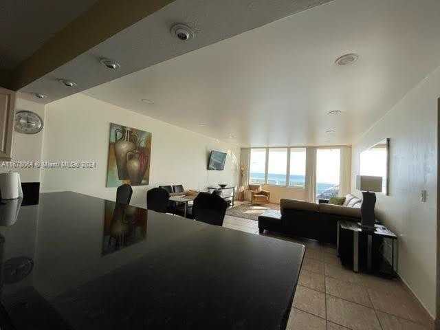 Small Image of 3725 SOUTH OCEAN DR #1404, Hollywood Number 2