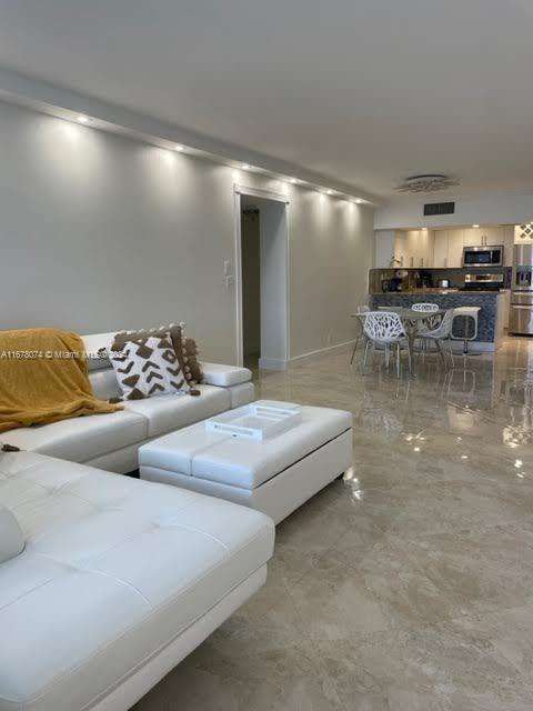 Small Image of 3725 SOUTH OCEAN DR #1402, Hollywood Number 11