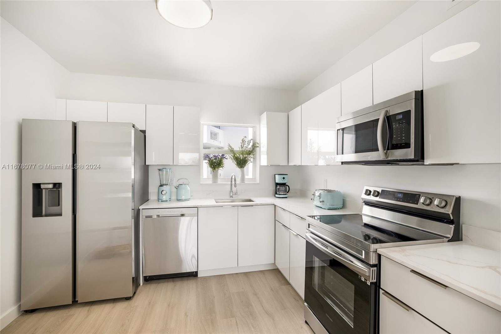 Small Image of 9881 EAST BAY HARBOR DR #205, Bay Harbor Islands Number 16