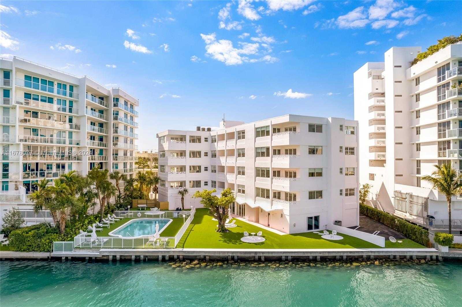 Small Image of 9881 EAST BAY HARBOR DR #205, Bay Harbor Islands Number 23