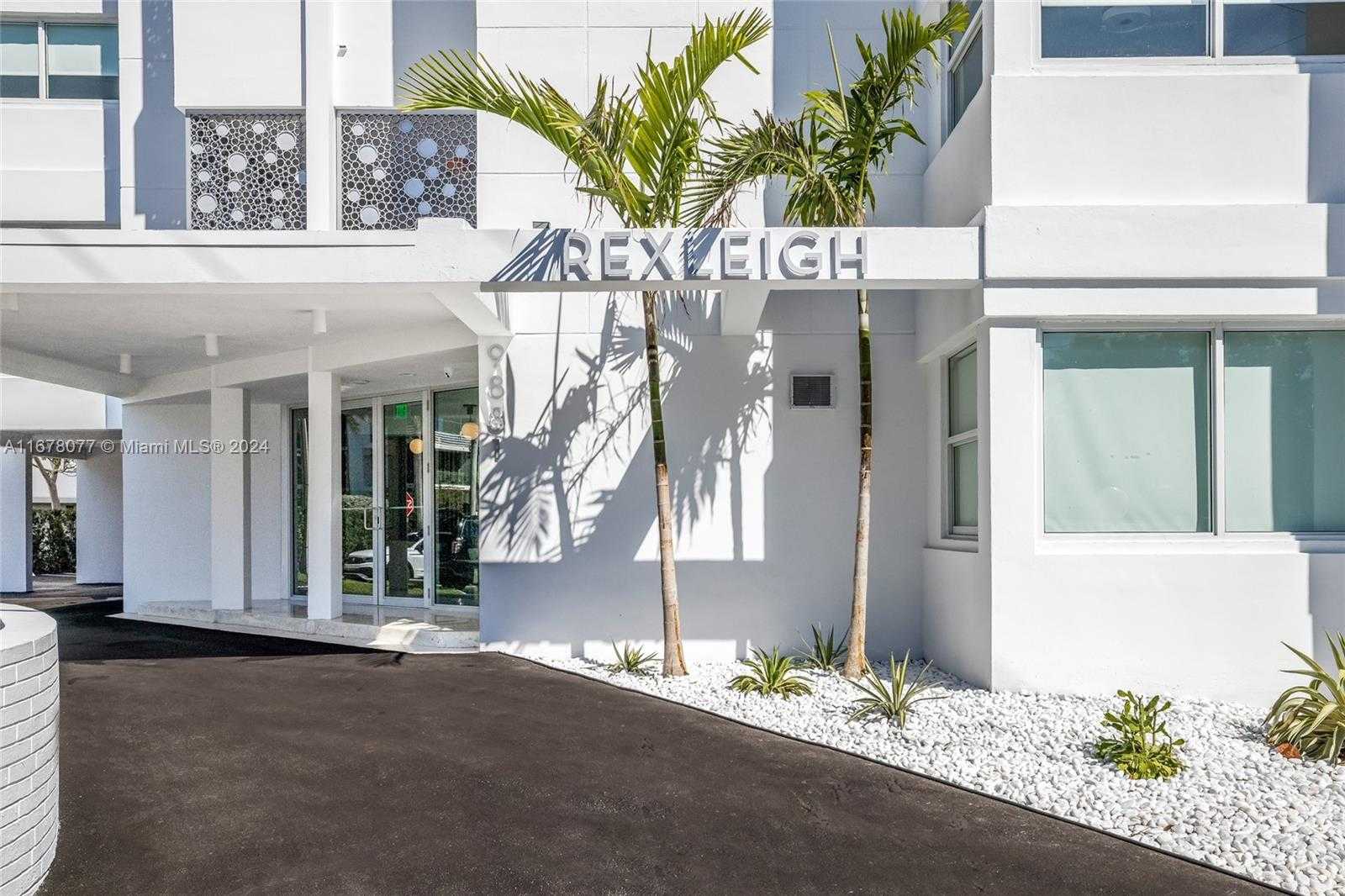 Small Image of 9881 EAST BAY HARBOR DR #205, Bay Harbor Islands Number 25