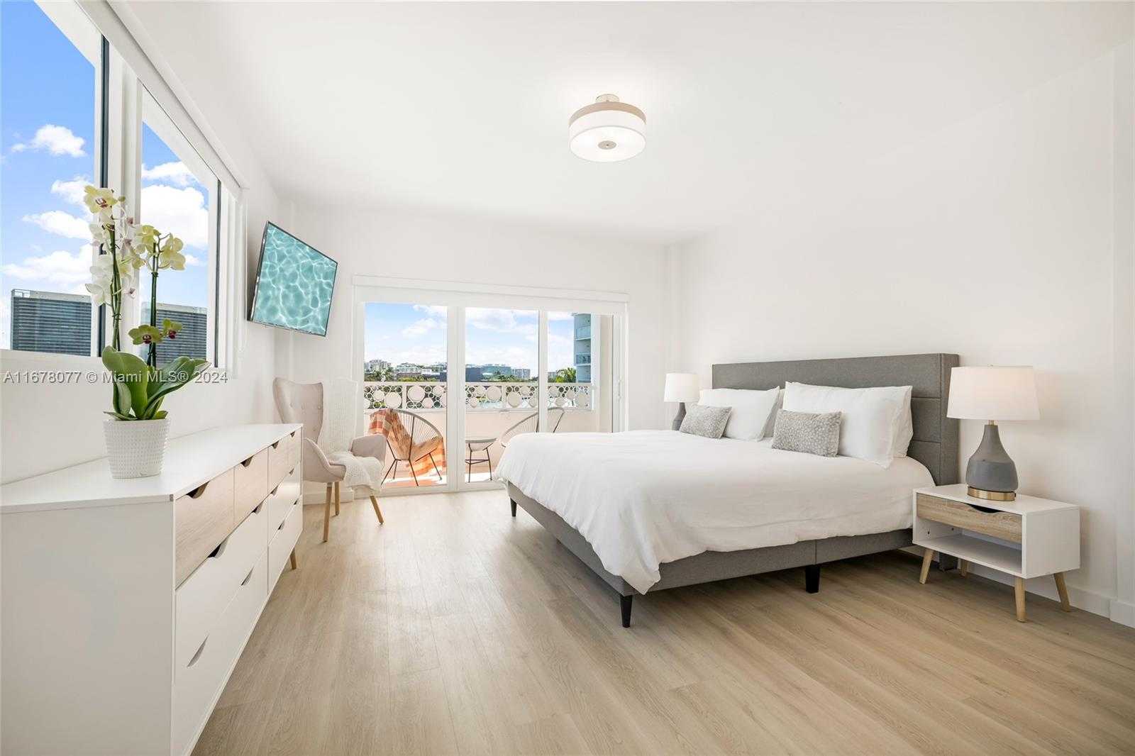 Small Image of 9881 EAST BAY HARBOR DR #205, Bay Harbor Islands Number 8
